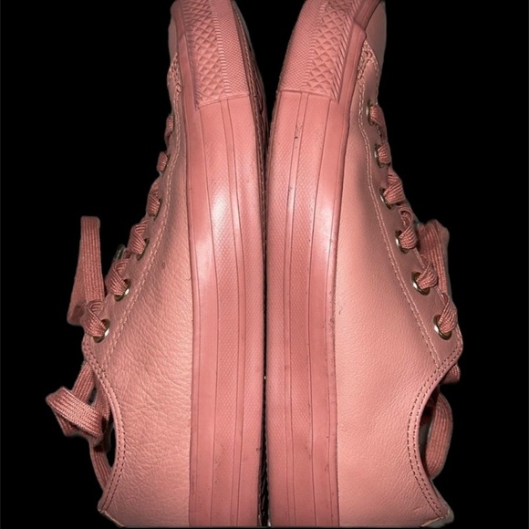 RARE Limited Edition: Leather Converse Nude Collection Unisex​​ - Picture 5 of 8